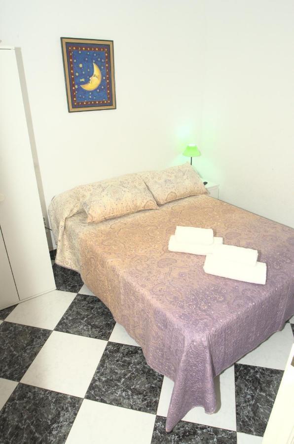 Habitacion En El Corazon Del Centro De 马拉加 外观 照片