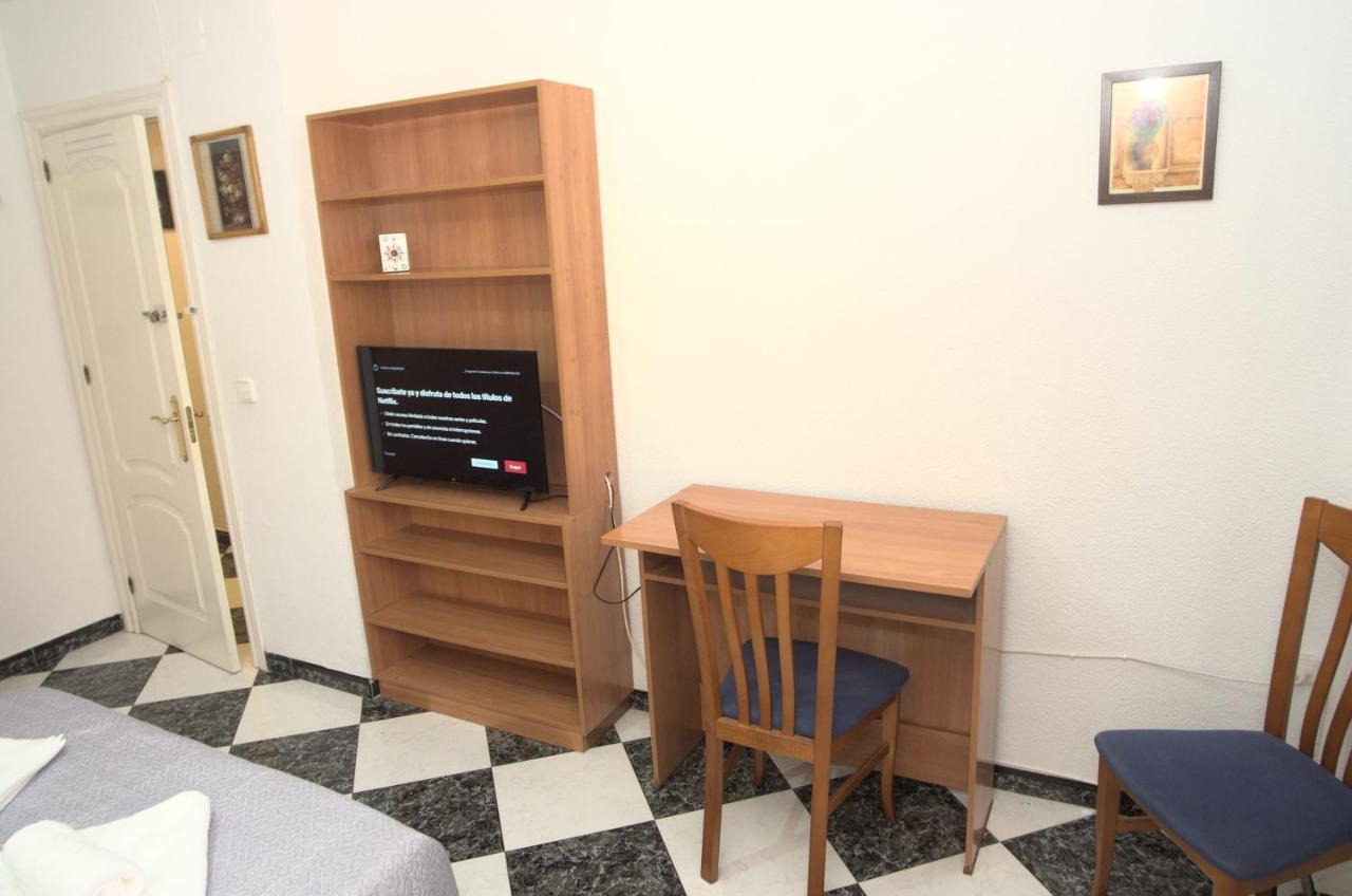 Habitacion En El Corazon Del Centro De 马拉加 外观 照片